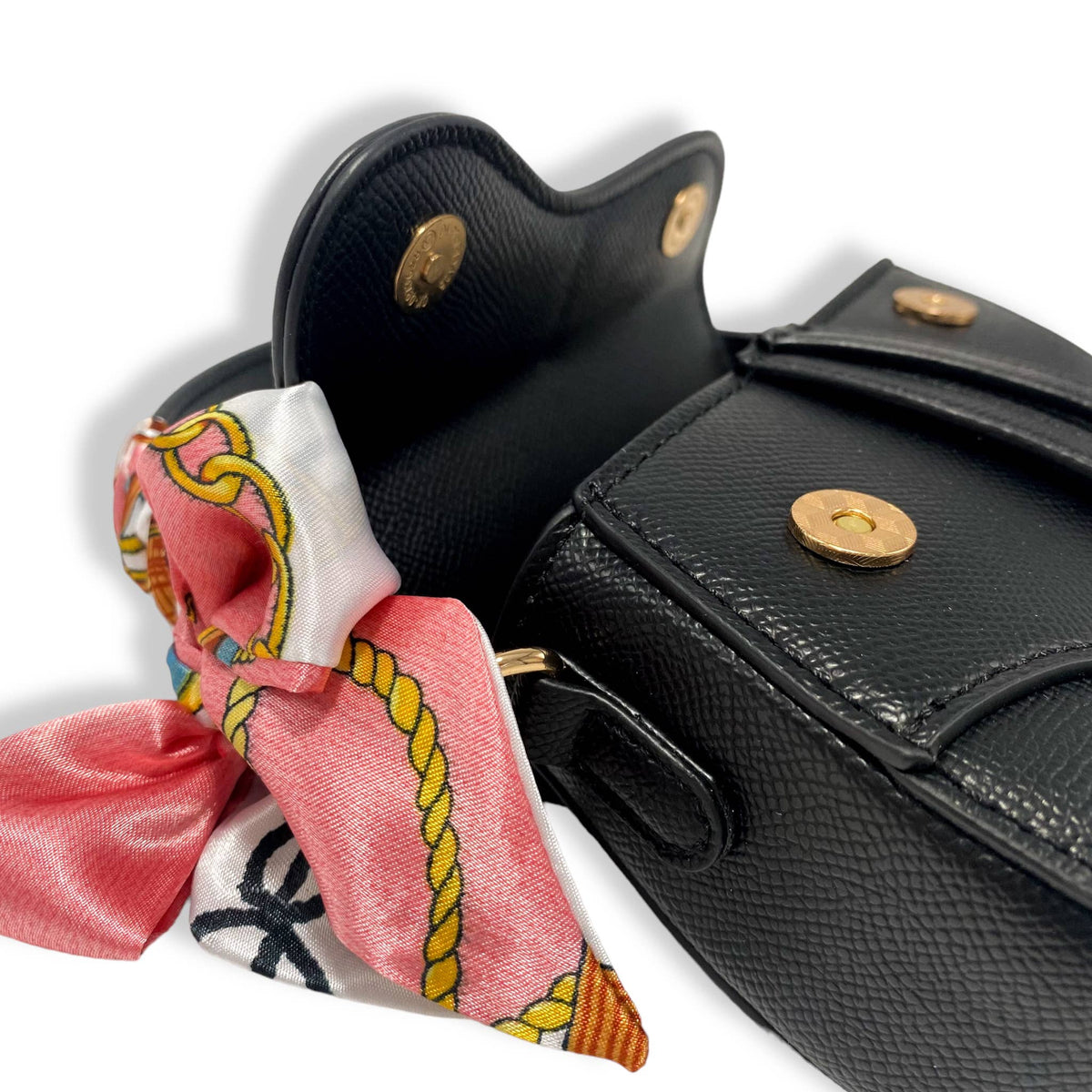 Saddle Purse w/ Scarf