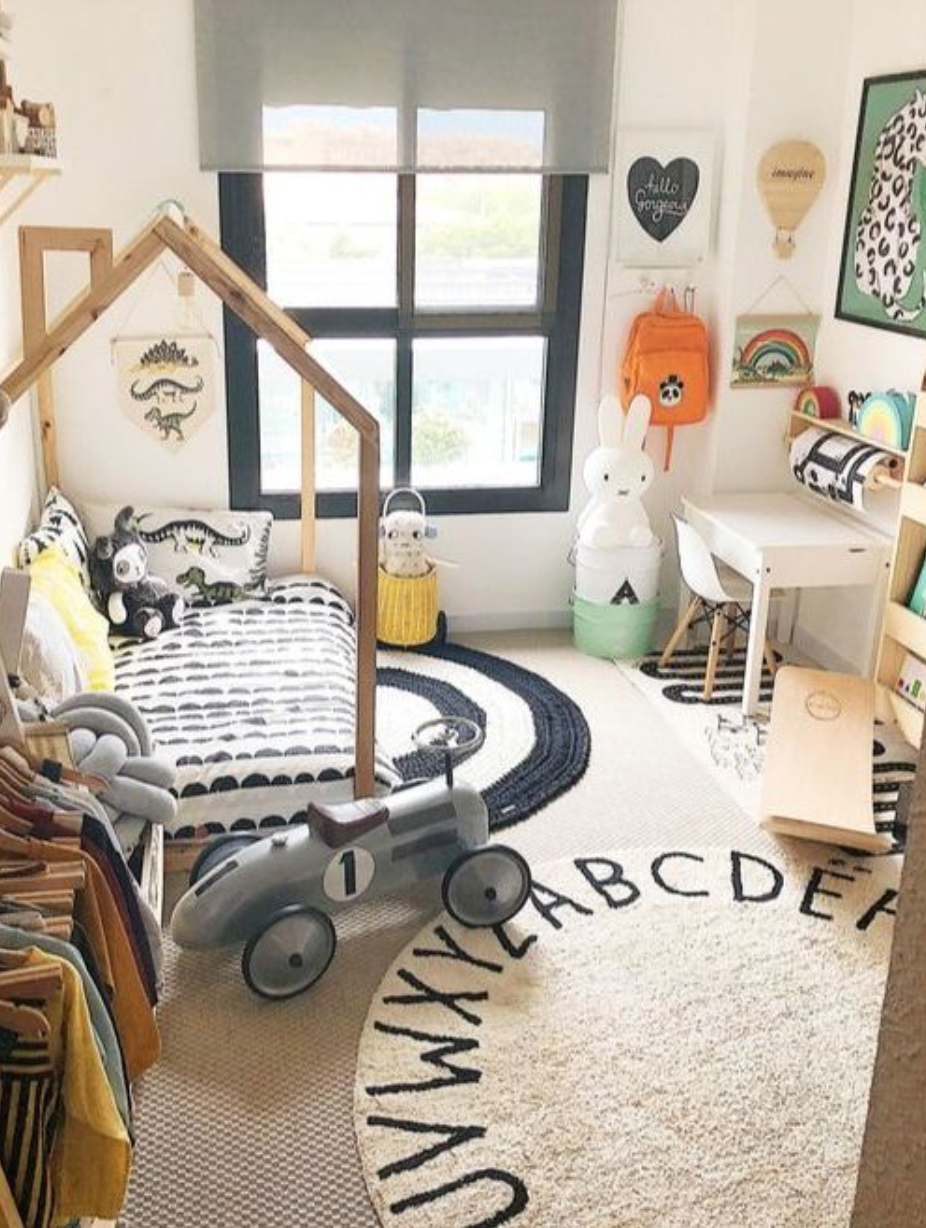 Lorena Canals Washable Rug Round ABC Vintage Black