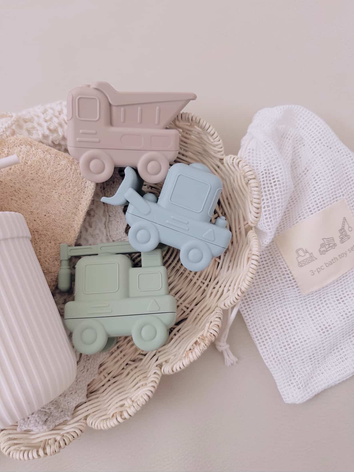 Ali+Oli Squirt Water Bath Toy Set (Construction) Mold Free