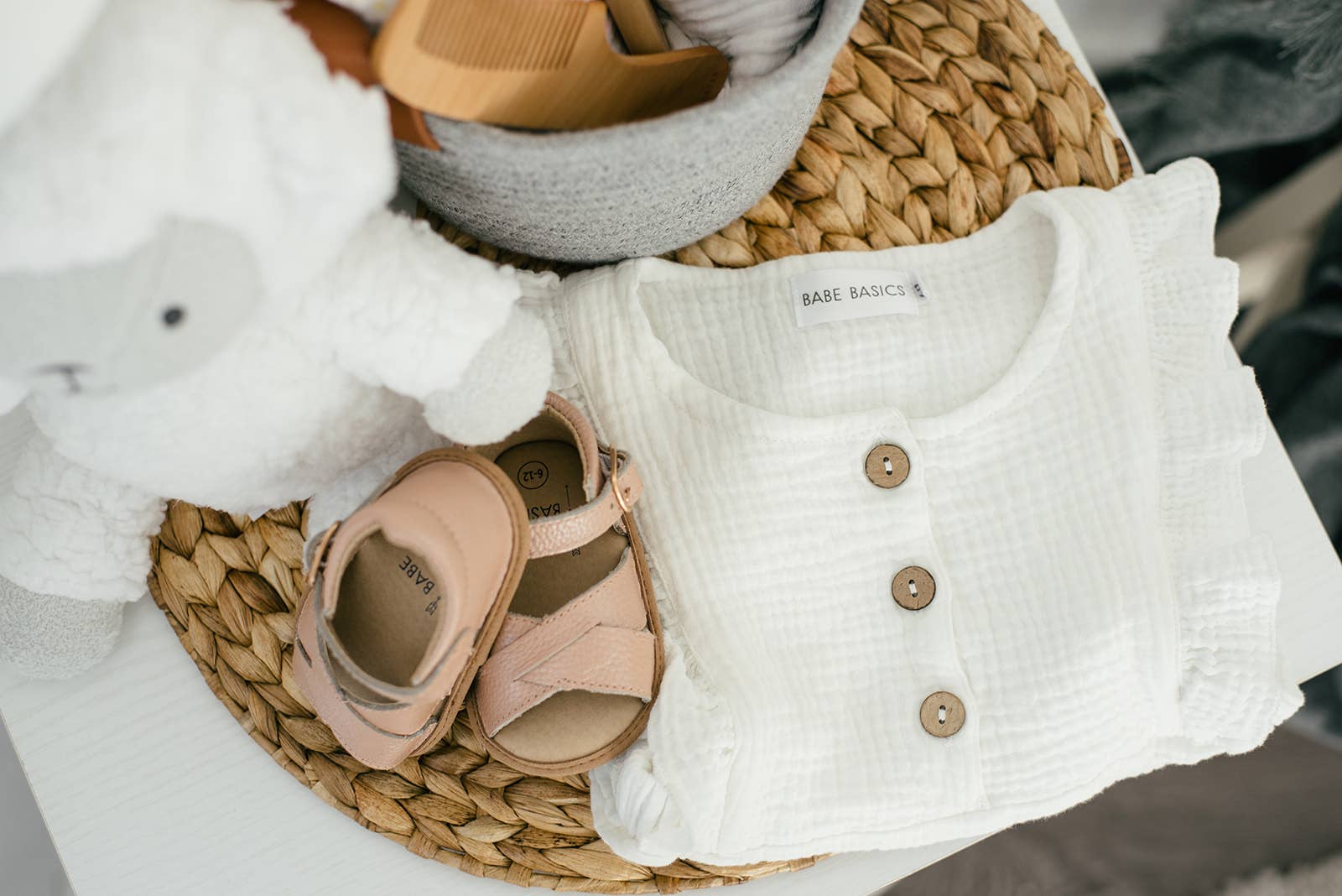 Blush Split-Soled Leather Baby Sandals