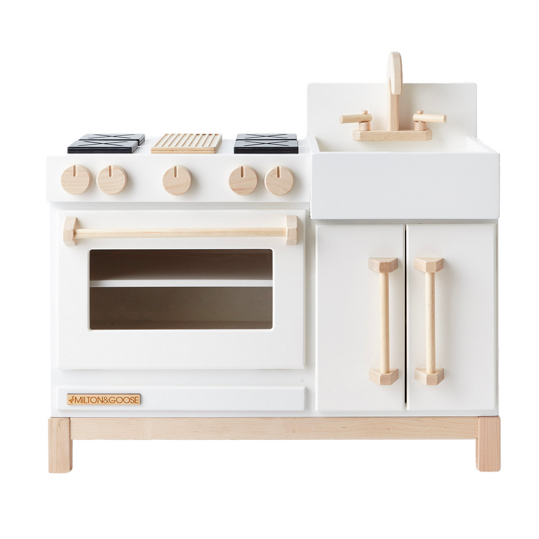 MIlton & Goose Essential Play Kitchen